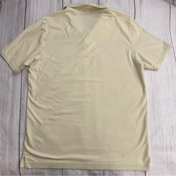 TRAVIS MATHEW Men’s Cream Colored Collared Polo Shirt Size Medium - Picture 9 of 9